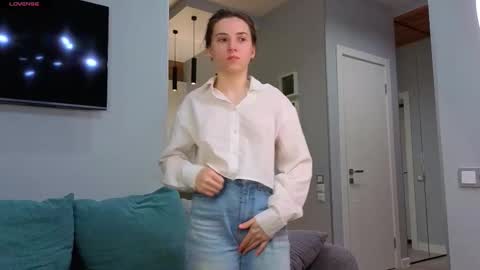 My name Casey  online show from 10/19/25, 04:02