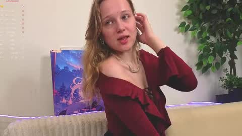 Snapshot of maydaguy chatting on 05/19/26, 04:08 Megan online show from 05/19/26, 04:08