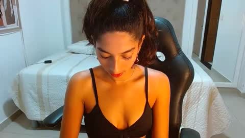 MAYA online show from 02/01/25, 03:30