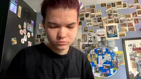 Rose online show from 04/14/26, 09:26