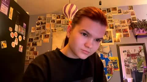 Rose online show from 04/17/26, 04:37