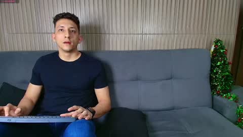 Maykol victoria1624 online show from 01/02/25, 06:07