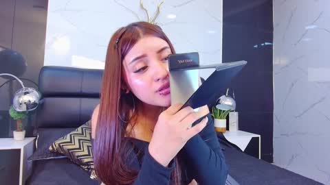 Maylin online show from 02/05/25, 07:29