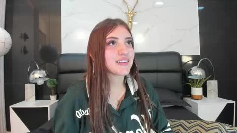 Maylin online show from 02/22/25, 10:18