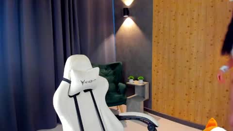 Snapshot of maymalina chatting on 04/10/26, 05:34 May online show from 04/10/26, 05:34