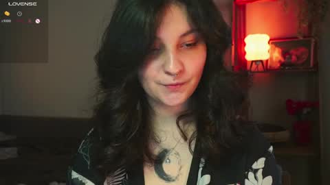 Snapshot of maymary_ chatting on 04/07/26, 06:25 Mary . online show from 04/07/26, 06:25