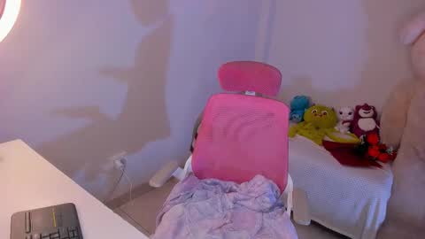 may online show from 02/12/26, 09:32