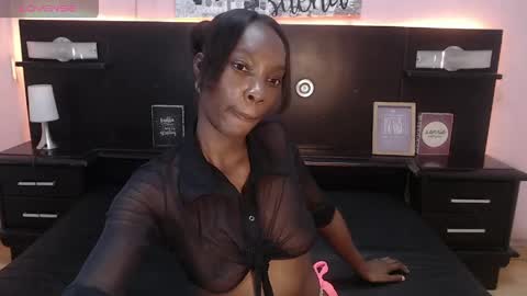 Snapshot of mayrenbrown chatting on 04/30/26, 10:25 mayrenbrown online show from 04/30/26, 10:25