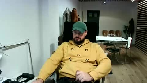 maythe4bwu online show from 12/19/24, 04:46