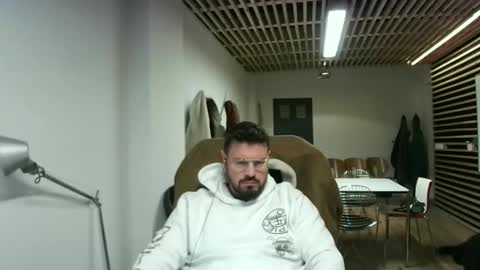 maythe4bwu online show from 02/03/25, 12:25