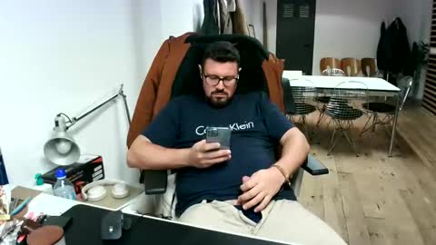 maythe4bwu online show from 10/01/25, 07:20