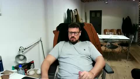 maythe4bwu online show from 10/04/25, 01:09