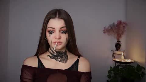 Snapshot of mayttease chatting on 10/31/25, 09:05 mayttease online show from 10/31/25, 09:05