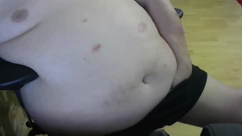 Snapshot of maza_4 chatting on 10/17/25, 08:11 maza_4 online show from 10/17/25, 08:11