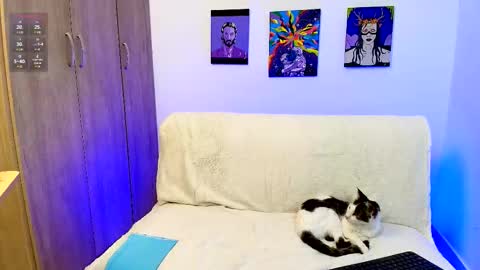 Snapshot of mazi__keen__ chatting on 03/13/26, 01:45 Mazi keen online show from 03/13/26, 01:45