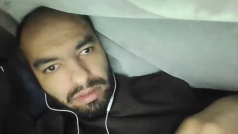 Snapshot of mazza04 chatting on 02/19/26, 05:25 mazza04 online show from 02/19/26, 05:25