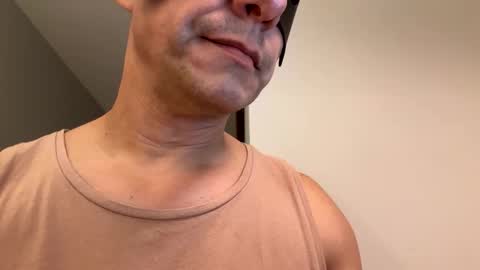 Snapshot of mb_braziliancouple chatting on 09/29/25, 09:41 mb_braziliancouple online show from 09/29/25, 09:41