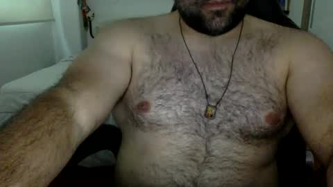 Snapshot of mbotve chatting on 10/01/25, 09:32 VzlaMan online show from 10/01/25, 09:32