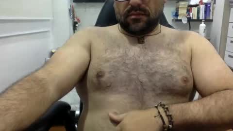 Snapshot of mbotve chatting on 11/09/25, 04:55 VzlaMan online show from 11/09/25, 04:55