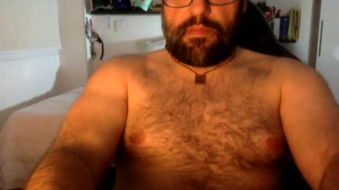 Snapshot of mbotve chatting on 06/19/26, 05:45 VzlaMan online show from 06/19/26, 05:45
