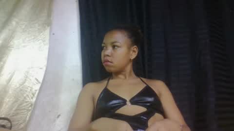 mbotyfeliciaa online show from 12/16/25, 02:05