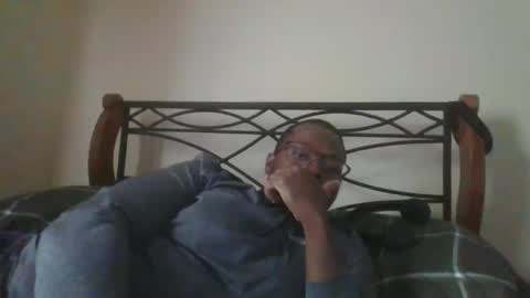 Mark online show from 09/10/25, 05:13