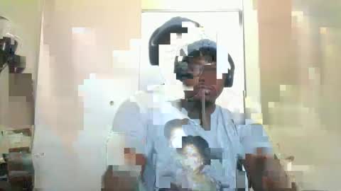 Mark online show from 09/15/25, 03:23