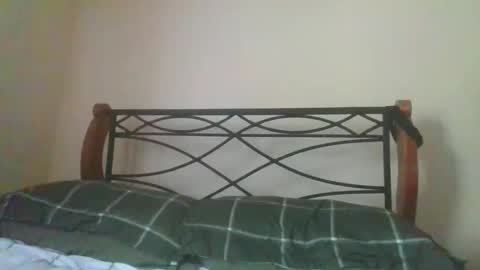 Mark online show from 10/21/25, 04:51