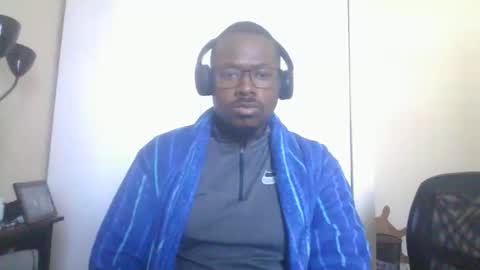 Mark online show from 12/05/25, 05:42