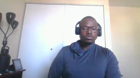 Mark online show from 01/12/26, 04:34