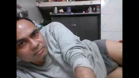 mcaraj2 online show from 11/30/25, 06:01