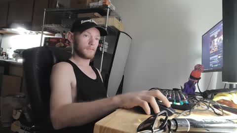 Snapshot of mcchoopyy chatting on 09/18/25, 07:10 mcchoopyy online show from 09/18/25, 07:10