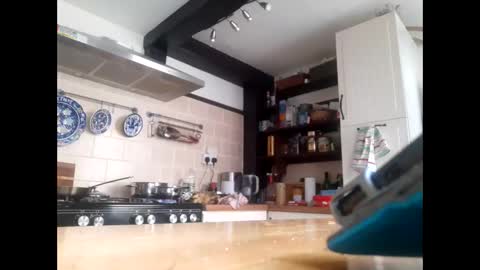 mccock16cm online show from 02/02/25, 03:49