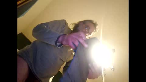 Snapshot of mccock16cm chatting on 04/17/26, 12:13 mccock16cm online show from 04/17/26, 12:13
