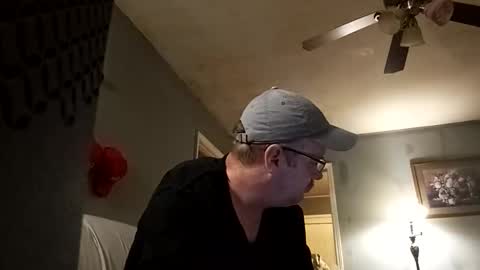 mcfly1973 online show from 12/31/24, 01:08