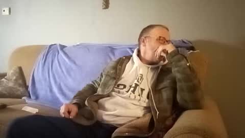 mcfly1973 online show from 11/28/25, 09:12