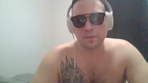 Snapshot of mcfly7777 chatting on 02/07/26, 03:05 McFly online show from 02/07/26, 03:05