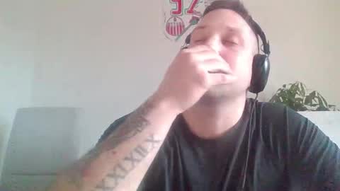 Snapshot of mcfly7777 chatting on 02/08/26, 05:27 McFly online show from 02/08/26, 05:27