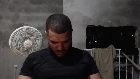 Mcgregor online show from 11/30/25, 02:48