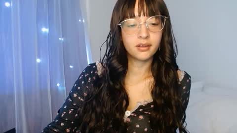 Snapshot of mckayla_honey11 chatting on 02/28/26, 03:13 Mckayla online show from 02/28/26, 03:13