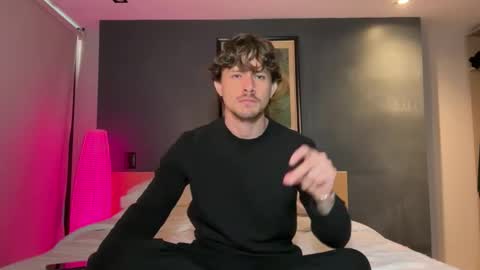 Snapshot of mcklister69 chatting on 02/11/26, 05:40 mcklister online show from 02/11/26, 05:40