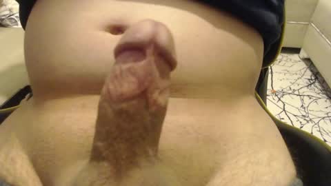 Snapshot of mcl0vvin chatting on 12/18/24, 04:39 McLovin online show from 12/18/24, 04:39