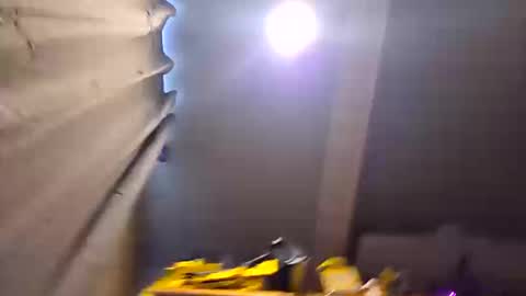 Snapshot of mclovinmackay chatting on 10/19/25, 05:24 mclovinmackay online show from 10/19/25, 05:24