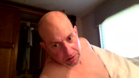 Snapshot of mcmillanwilliam chatting on 07/21/26, 02:08 mcmillanwilliam online show from 07/21/26, 02:08