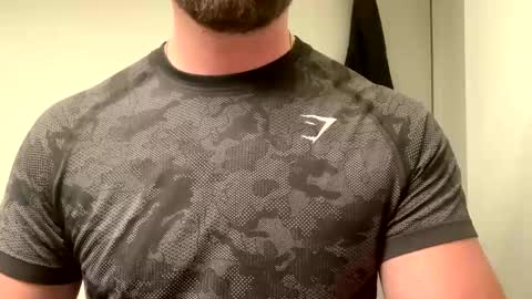 Snapshot of mcr8080 chatting on 01/14/25, 05:40 mcr8080 online show from 01/14/25, 05:40