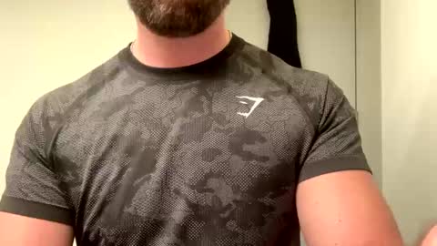 Snapshot of mcr8080 chatting on 01/15/25, 04:43 mcr8080 online show from 01/15/25, 04:43