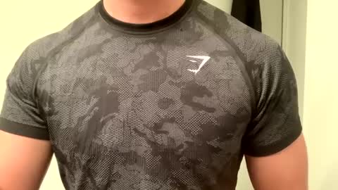 Snapshot of mcr8080 chatting on 01/22/25, 10:48 mcr8080 online show from 01/22/25, 10:48