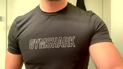 Snapshot of mcr8080 chatting on 01/30/25, 06:46 mcr8080 online show from 01/30/25, 06:46