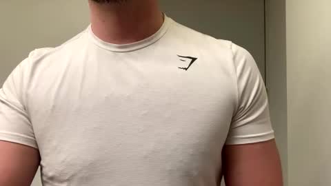 Snapshot of mcr8080 chatting on 02/11/25, 06:08 mcr8080 online show from 02/11/25, 06:08