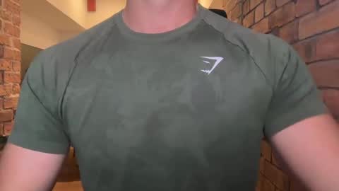 Snapshot of mcr8080 chatting on 10/03/25, 02:36 mcr8080 online show from 10/03/25, 02:36